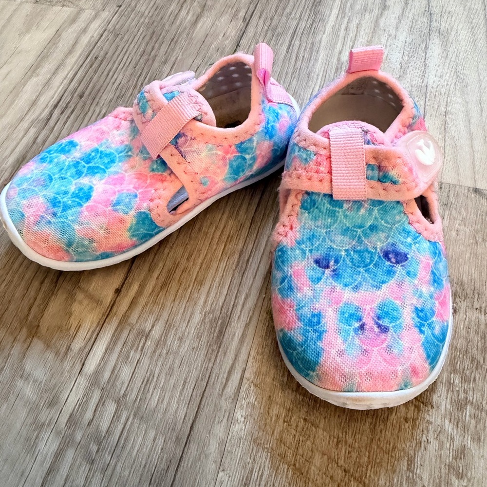 18-24 months Pink & Blue Mermaid-Print Water Shoes with Hook-and-Loop Strap